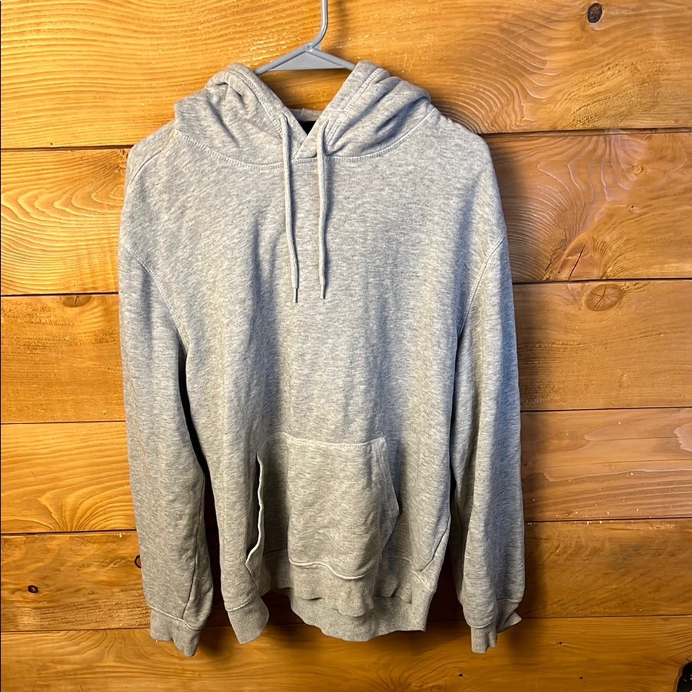 H&M Men Gray Sweatshirt Relaxed Fit Cotton Blend Pocket Hoodie Athletic Warm Y2K